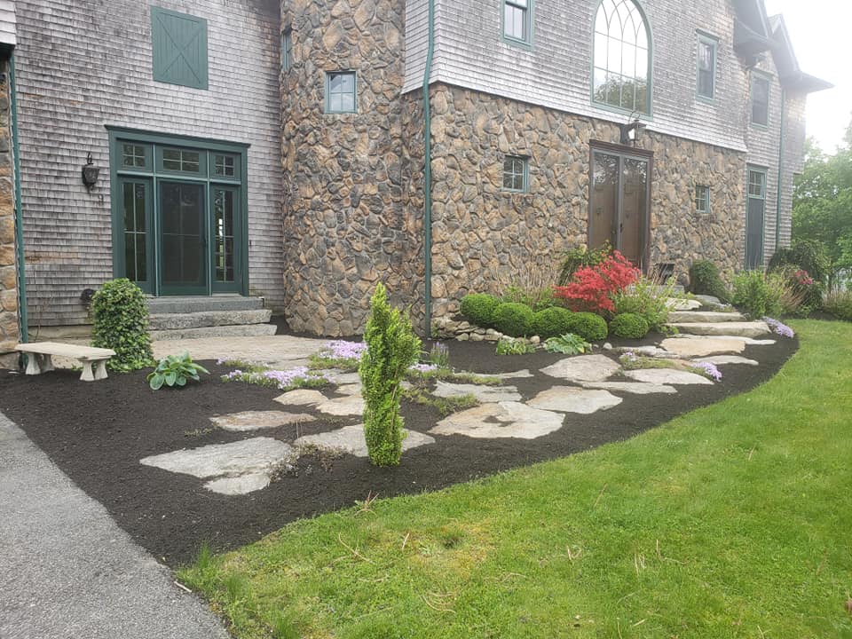 Completed project by jhrlandscaping - Mulching